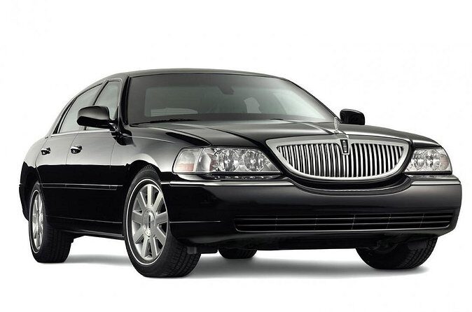 Orlando Airport (MCO) Private Transportation with Free Meet & Greet - Who Will Love This Service?