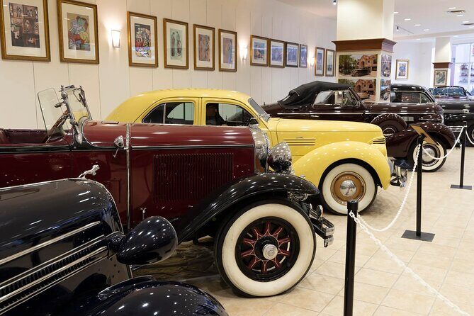 Orlando Auto Museum at Dezerland Park - Practical Details and Tips