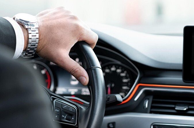 Orlando MCO To or From Convention Center Mercedes Sprinter 14 PAX - FAQs