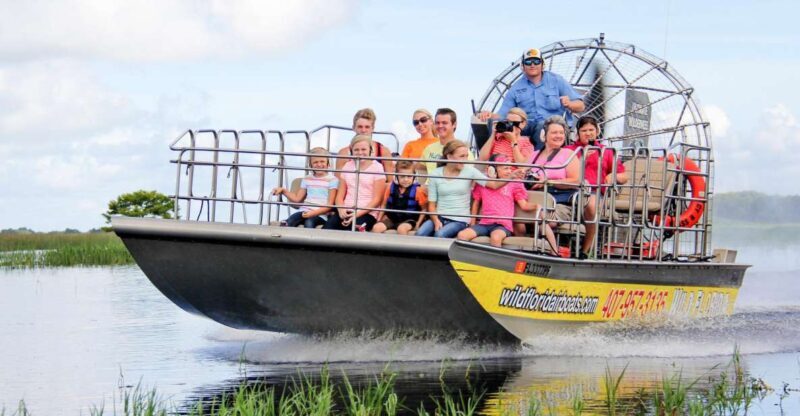 Orlando: Wild Florida Airboat Ride with Transport & Lunch - The Lunch: A Tasty BBQ Basket