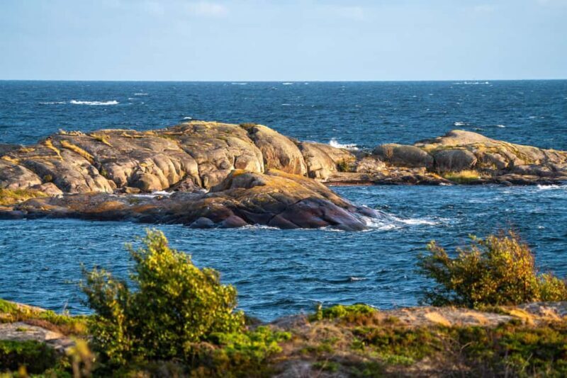 Örö Fortress Island Guided Tour with Lunch - Exploring Örö Fortress Island: A Practical Review of the Guided Tour with Lunch
