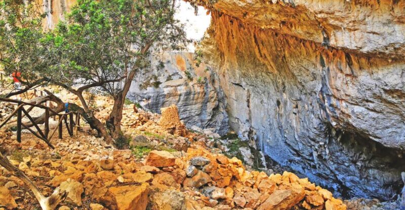 Orosei-Dorgali-Oliena: Hike to nuragic village of Tiscali - Discovering the Tiscali Hike: What to Expect