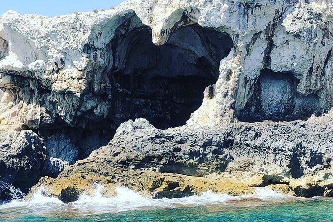 Ortigia Island and Sea Caves Boat Tour with Prosecco - The Practical Side: Price, Duration, and Booking