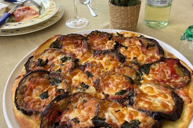 Ortigia market tour and traditional cooking lesson in the garden - Key Points