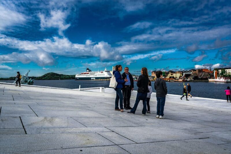 Oslo: 3-hour Highlights & Vigeland Park Private Walking Tour - Who Is This Tour Best For?