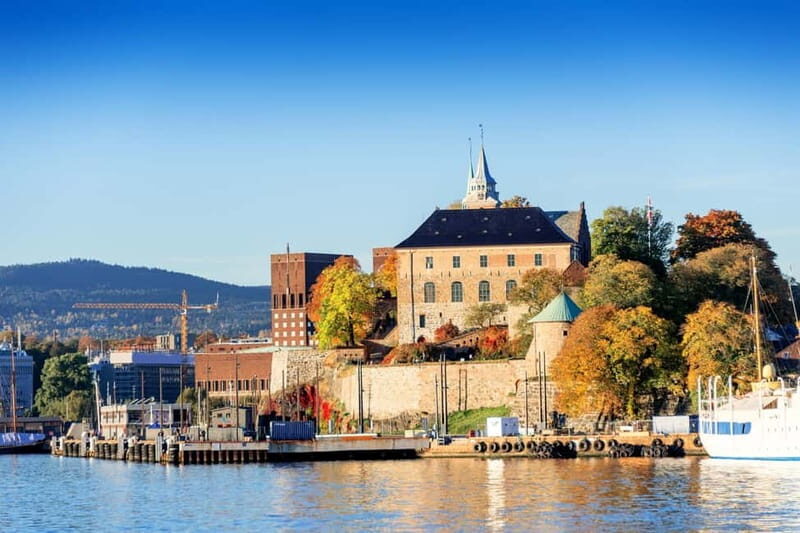 Oslo Old Town Highlights Private Walking Tour - Key Points
