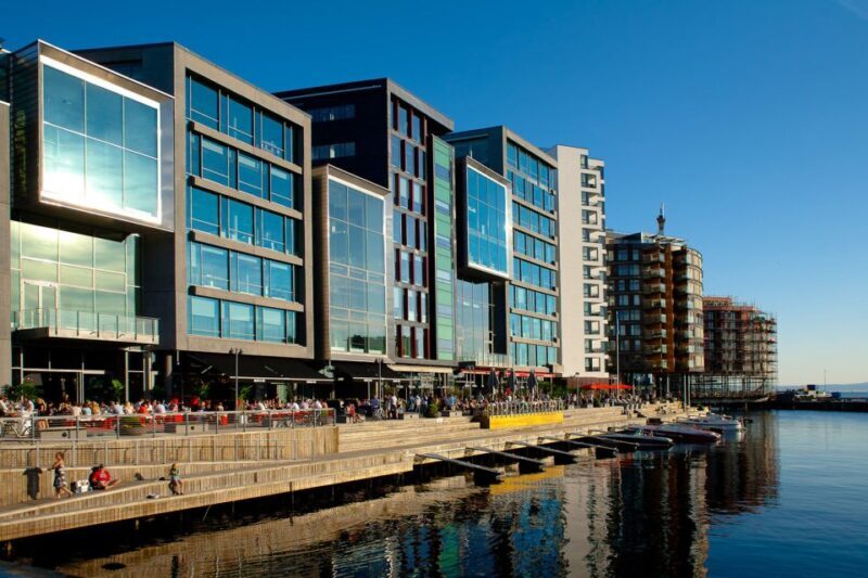 Oslo: Private City Center Highlights Guided Walking Tour - What to Expect from Your 3-Hour Walk