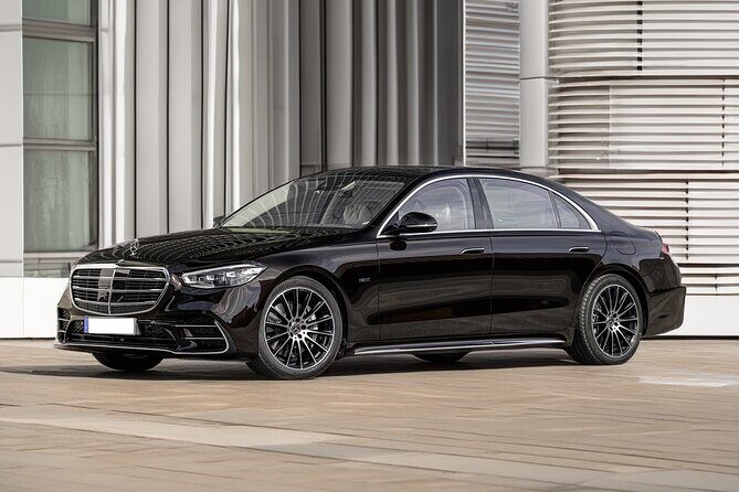 Oslo : Private Transfer to/from Gardermoen Airport to city - Who Should Consider This Service?