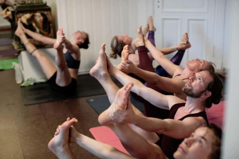 Oslo: Yoga & Ayurvedic Brunch Experience in Oslo - Who Should Consider This?