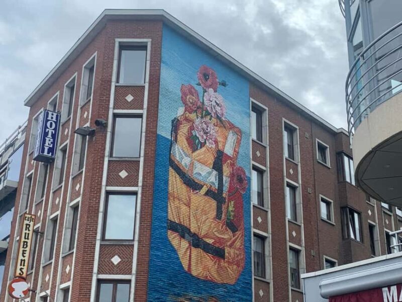 Ostend : Private citycenter street-art walk with local guide - What to Expect from the Private Street-Art Walk in Ostend
