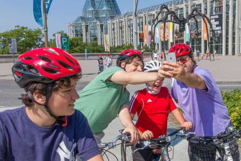 Ottawa: 2 or 3.5-Hour Guided Bike Tour with a Local Guide - Key Points