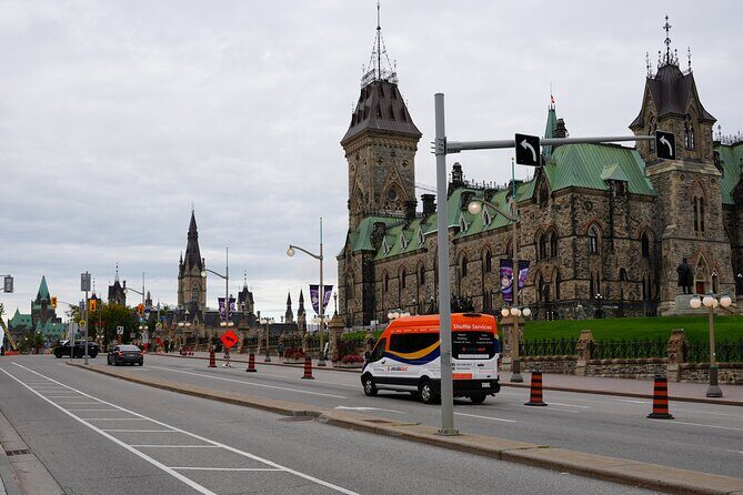 Ottawa Macdonald-Cartier Airport YOW Private Arrival/Departure Shuttle Transfer - FAQ