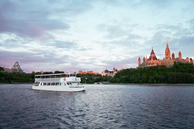 Ottawa: Sightseeing River Cruise - Weather and clothing: how to avoid turning the cruise into a chill-battle