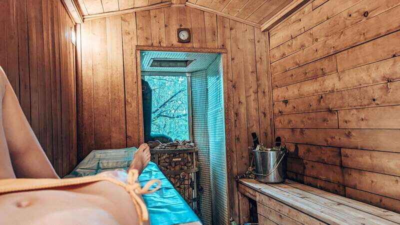 Ottawa: Unique Experience- Hot Leaf Therapy in Private Sauna - Key Points