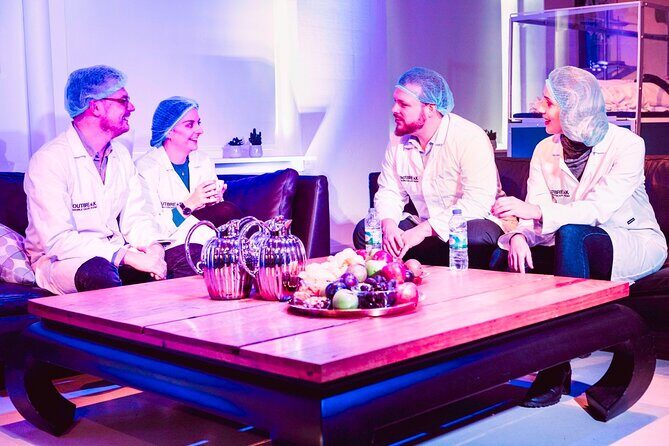 Outbreak Escape Room - The Role of the Guides and Actors