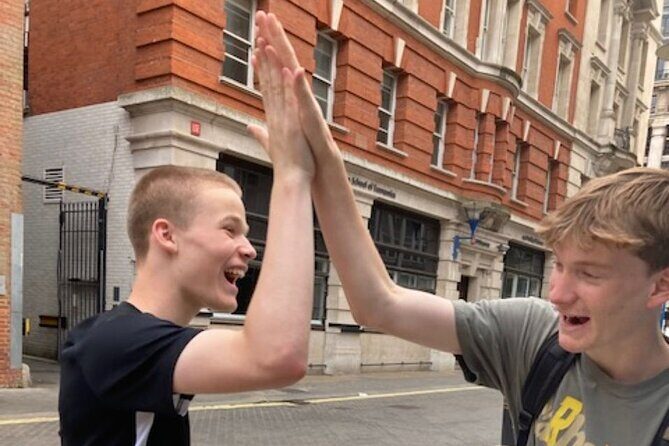 Outdoor Adventure Game in London - Key Points