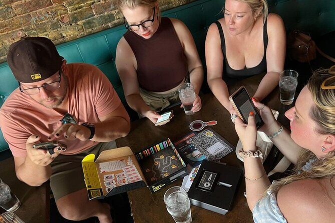 Outdoor Escape Room in Kansas City - the Garment District - How the Outdoor Escape Room Works