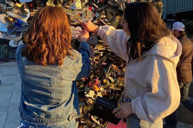 Outdoor Escape Room in Kansas City - the Garment District - Who Should Consider This Tour?