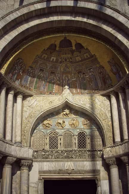 Outdoor Tour: St. Mark's Basilica, Doges Palace & Campanile - Value for Money