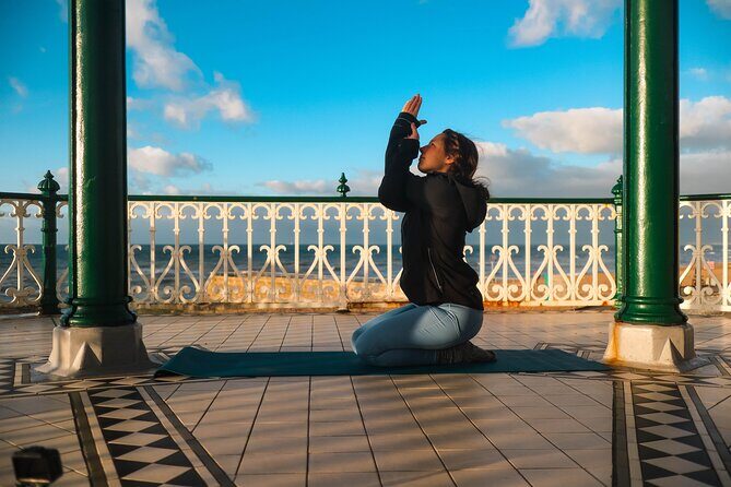 Outdoor Yoga Class at Brighton's Sea front - An In-Depth Look at the Brighton Outdoor Yoga Experience