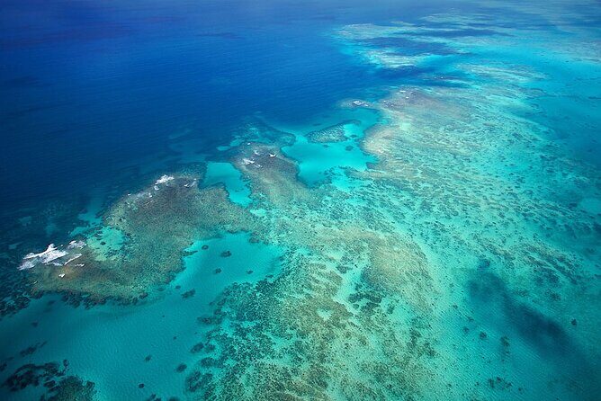 Outer Reef Odyssey - 40 minute Reef Scenic Flight - Key Points