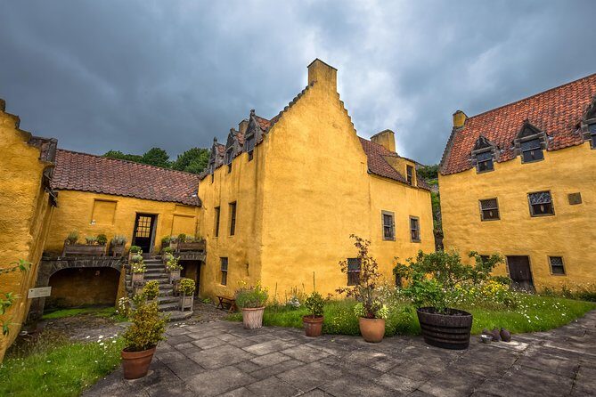 Outlander Film Locations Day Trip from Edinburgh - FAQ