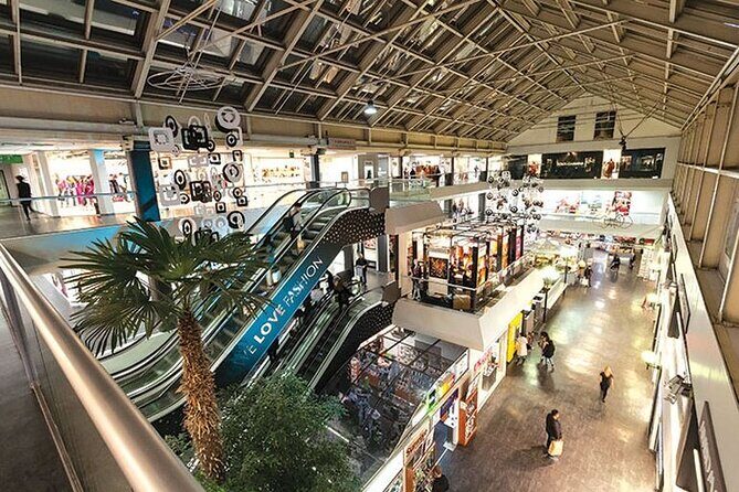 Outlet Serravalle o FoxTown Con Autista Privato Da Milano - FAQ