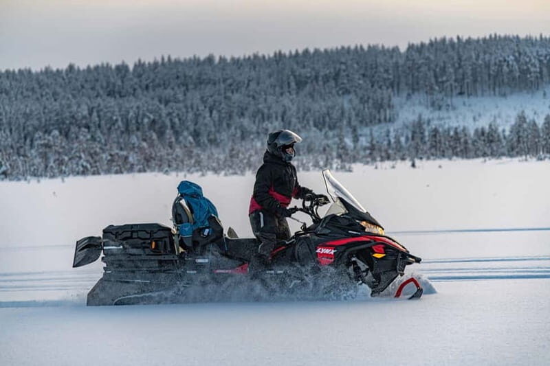 Överkalix - Lapland : Snowmobile Tour with Fika Break - Exploring the Snowmobiling Experience in Överkalix