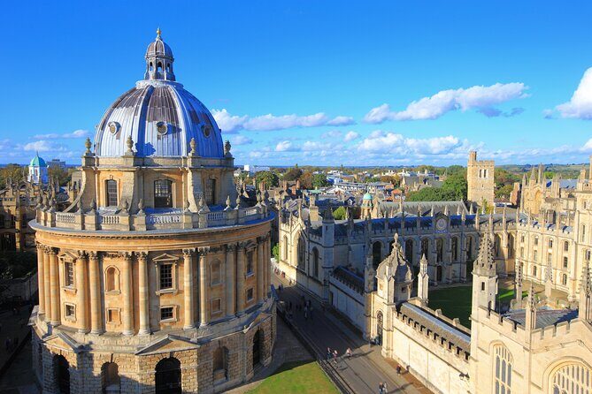 Oxford by Rail Day Tour with Harry Potter Insights Tour - Exploring Oxford’s historic streets