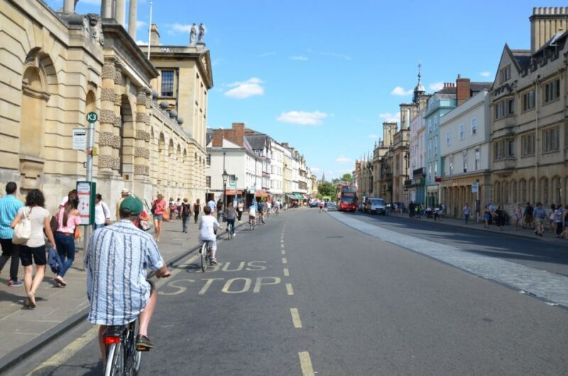 Oxford: City Bike Tour with Student Guide - The Pacing and Group Dynamics