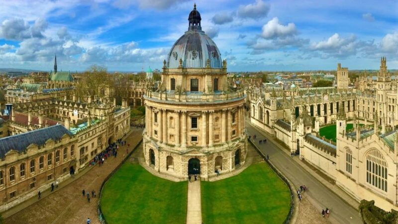 Oxford: City Tour & Exploration Game - Key Points