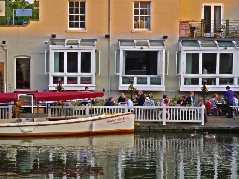 Oxford: Guided Sightseeing River Cruise - Key Points