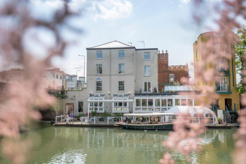 Oxford: Luxury Afternoon Tea with River Views - Key Points