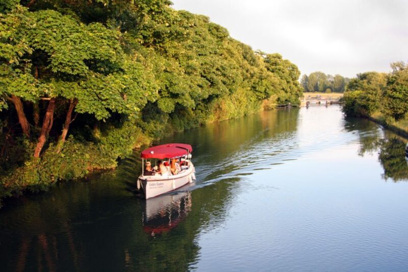 Oxford: Sightseeing River Cruise with Afternoon Tea - Key Points