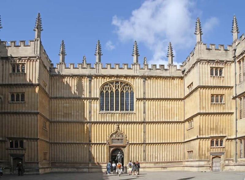 Oxford: Town & Gown Walking Tour - Key Points