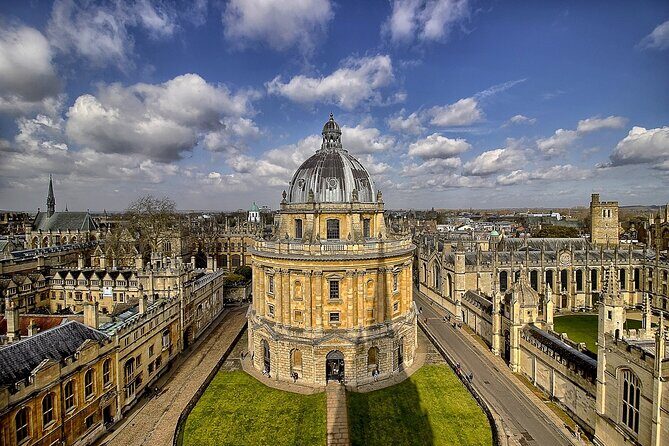 Oxford University Private Walking Tour with a Professional Guide - Considering the Cost: Is It Worth $280.99?