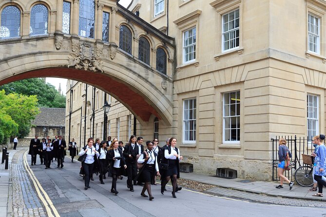 Oxford University Walking Tour by Alumni™ & Optional New College - Oxford University Walking Tour: What This Student-Led Route Feels Like