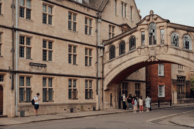 Oxford University Walking Tour by Alumni™ & Optional New College - Weather, Comfort, and Practical Tips for a Smooth Walk