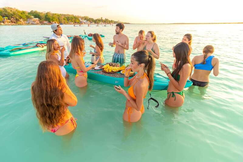 Paddleboard or kayak sunrise tour in Bacalar lagoon - FAQ