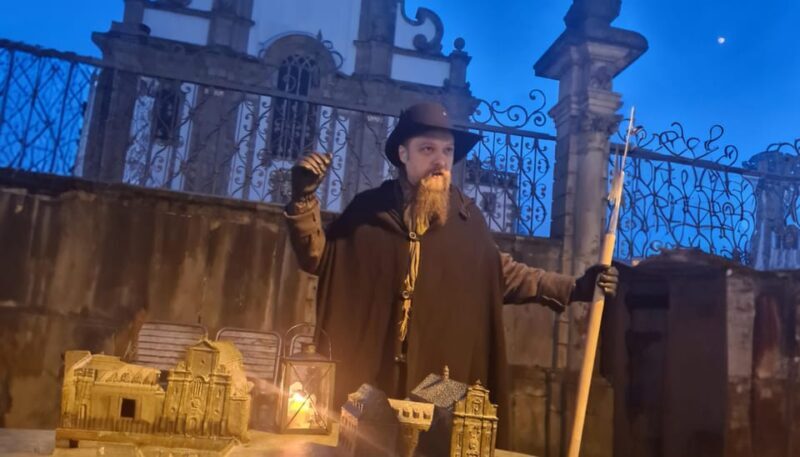 Paderborn: "Beschwipste" Nachtwächter-Führung (mit Umtrunk) - What to Expect