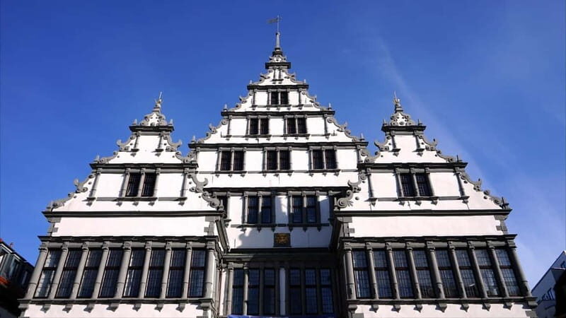 Paderborn: Express City Highlights Walk with a Local Guide - What Makes the Experience Special?