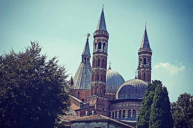 Padua City Sightseeing Walking Tour of Must-See-Sites with Local Guide - In-Depth Look at the Itinerary