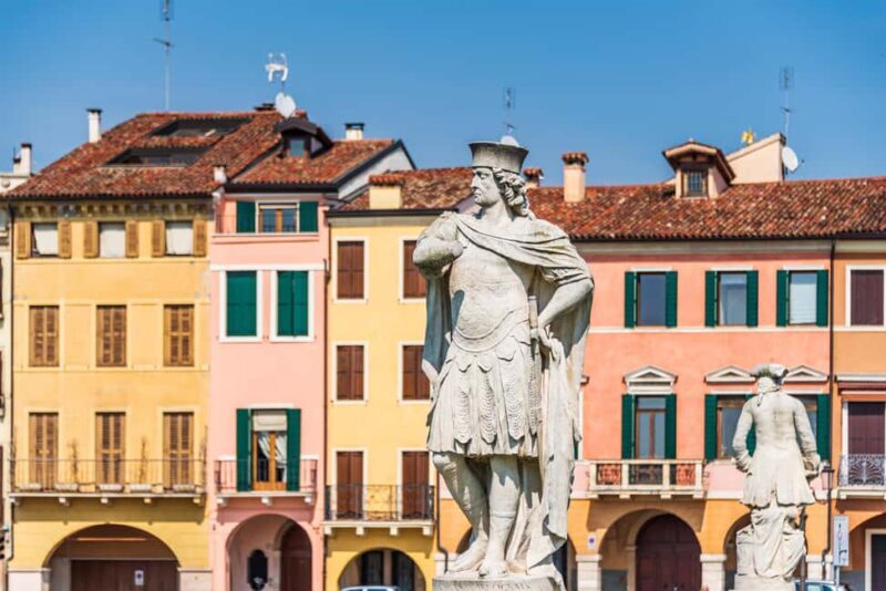 Padua: Express Walk with a Local in 60 minutes - Exploring Padua in 60 Minutes: What to Expect