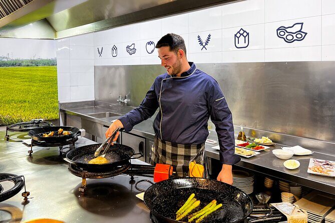 Paella Cooking Class, Wine Tasting & Central Market in Valencia - Why Consider This Tour?