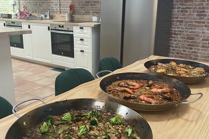 Paella Cooking Class (with Basque Sangria) in Bilbao - Pricing and Value