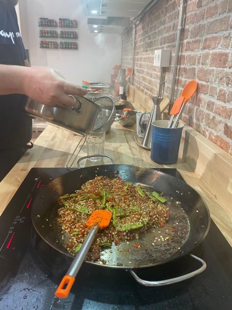 Paella Cooking Class with Sangria in Bilbao - Who Should Consider This?