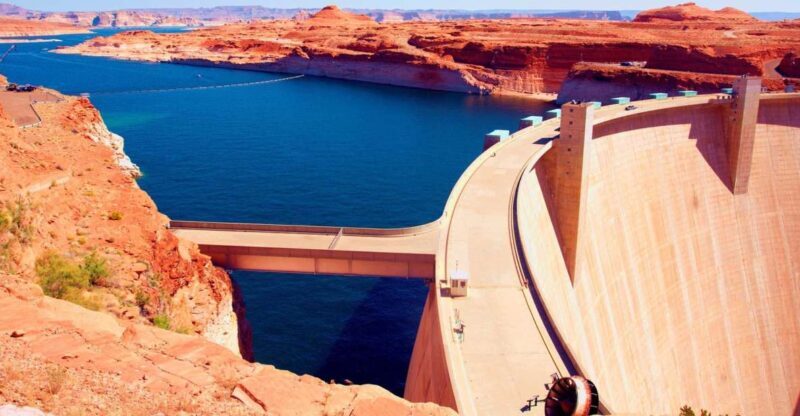 Page: Lake Powell Scenic Dam Cruise - What Is the Lake Powell Scenic Dam Cruise?