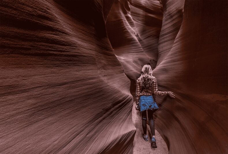 Page: Secret Antelope Canyon and Horseshoe Bend Tour - The Practical Side: Transport, Duration, and Price
