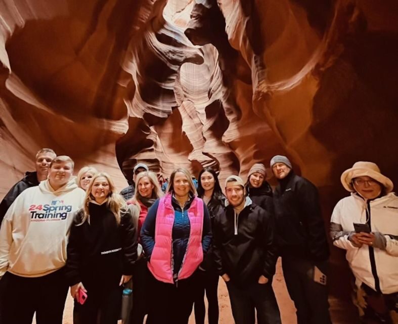 Page: Upper Antelope Canyon Guided Tour - A Deep Dive into the Experience