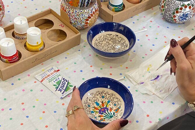 Paint and Sip Classes Melbourne: Ceramic Plates & Bowls - Who Will Love This Class?